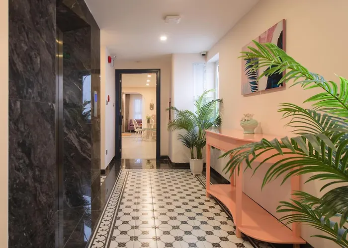 Pavillon Garden Hotel & Spa Nha Trang Beach